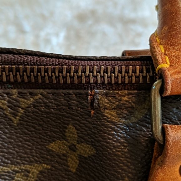 Authentic Louis Vuitton Speedy 35 - Picture 15 of 15